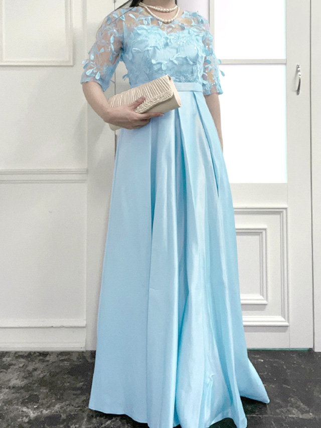 身長164cm骨格ストレートのスタッフがrt-ld201028(ライトブルー)を着用したフロント画像