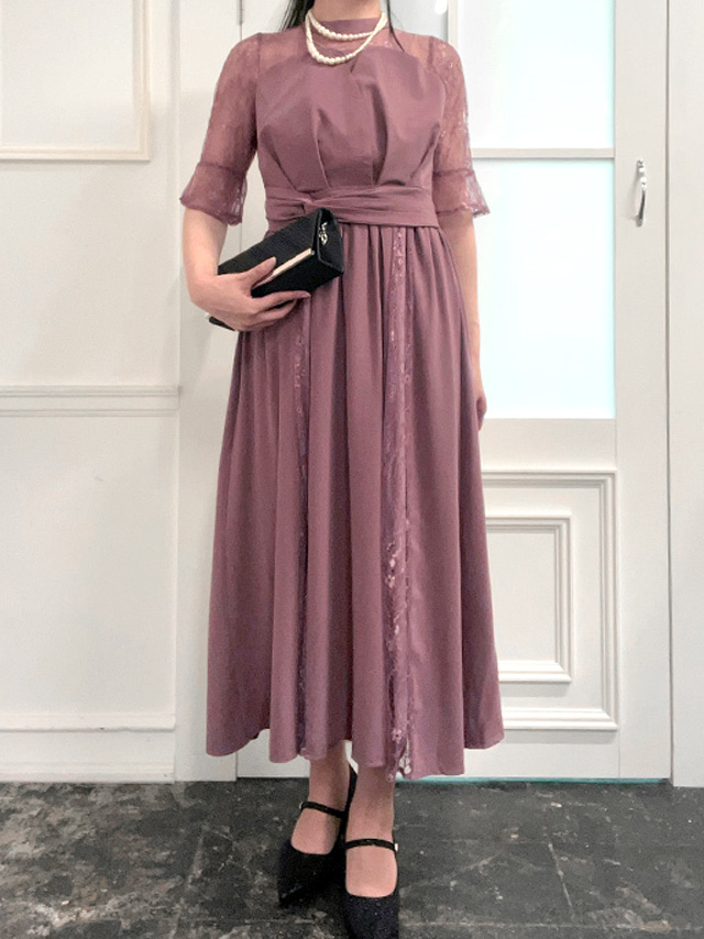 身長164cm骨格ストレートのスタッフがrt-ld25718(スモークピンク)を着用したフロント画像