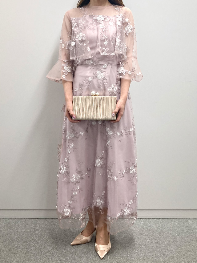 身長159cm骨格ウェーブのスタッフがrt-lds26-1(ダスティピンク)を着用したフロント画像