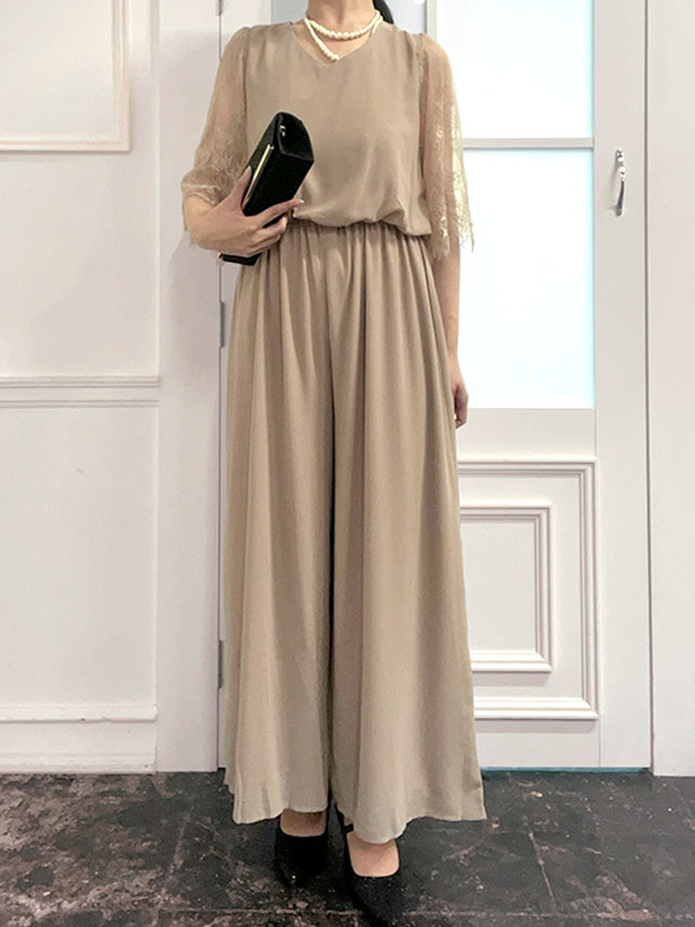 身長164cm骨格ストレートのスタッフがrt-pt5882-2(ベージュ)を着用したフロント画像