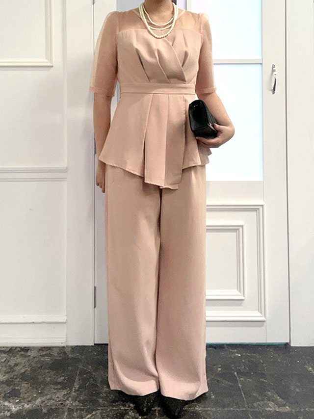 身長159cm骨格ストレートのスタッフがrt-pts322172(ピンクベージュ)を着用したフロント画像