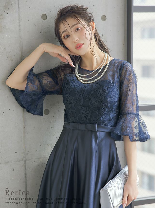 SUPER SALE] 花柄刺繍半袖レースベルスリーブサテンフレアスカート