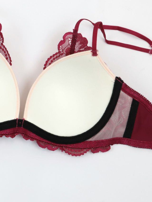 AROMATIQUE casucaシェルフロントショートブラジャー　レッド モデルやスタイリストの間で絶大な人気！下着ブランド【AROMATIQUE