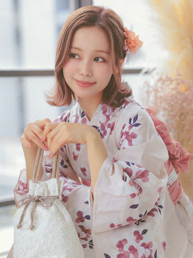 SALE] 山桜柄フェミニンクリーム上品ゆかた2点セット (浴衣+兵児帯