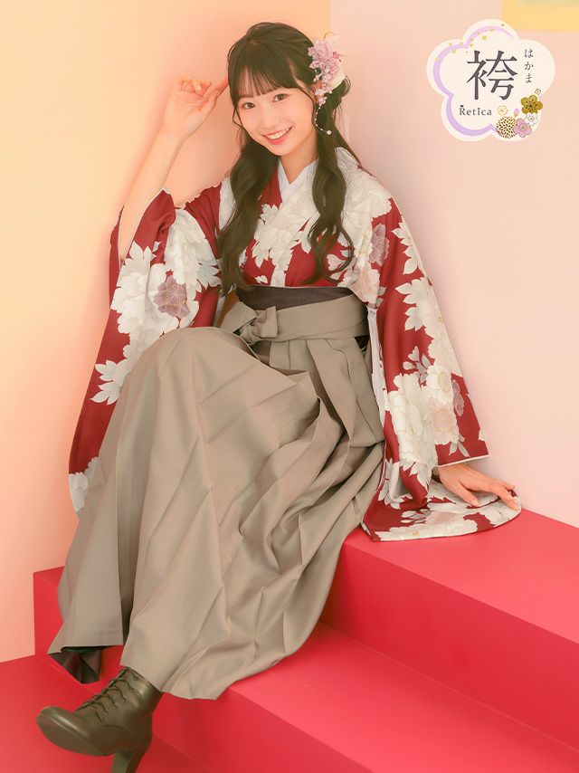 レッド×ホワイト華やか大輪牡丹と桜柄袴3点セット(袴+着物+帯)(Sサイズ