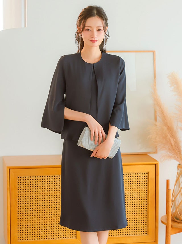 SALE] ノーカラー袖スリットジャケット×ノースリーブワンピース