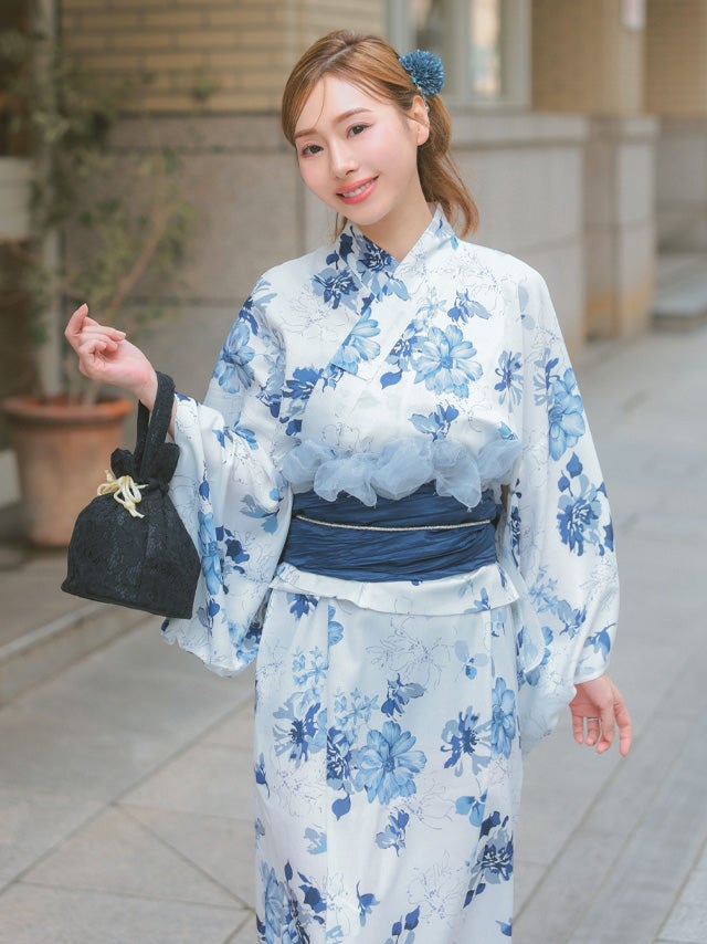 浴衣早割] 白地に水彩ブルー花柄フェミニン2wayワンピース浴衣3点