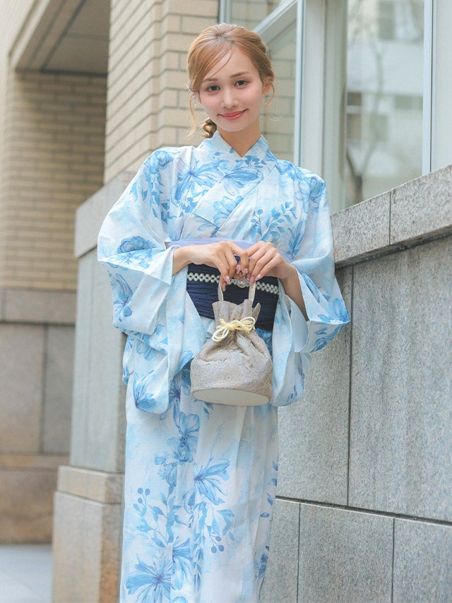 浴衣早割] 白地に水彩ブルーガーリー花柄 ネイビー兵児帯2way