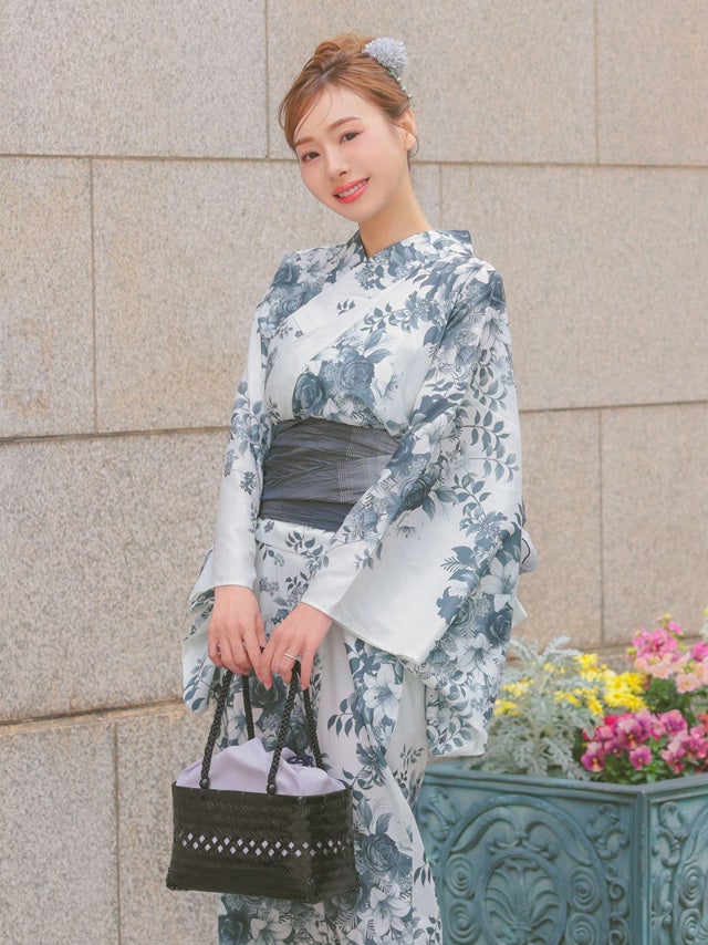 白地に黒グラデーション百合薔薇柄モノトーン2wayワンピース浴衣3点